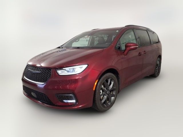 2021 Chrysler Pacifica Touring-L