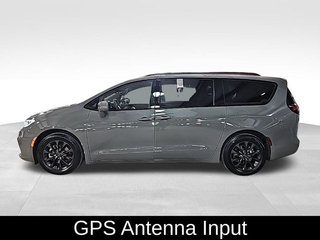 2021 Chrysler Pacifica Touring-L