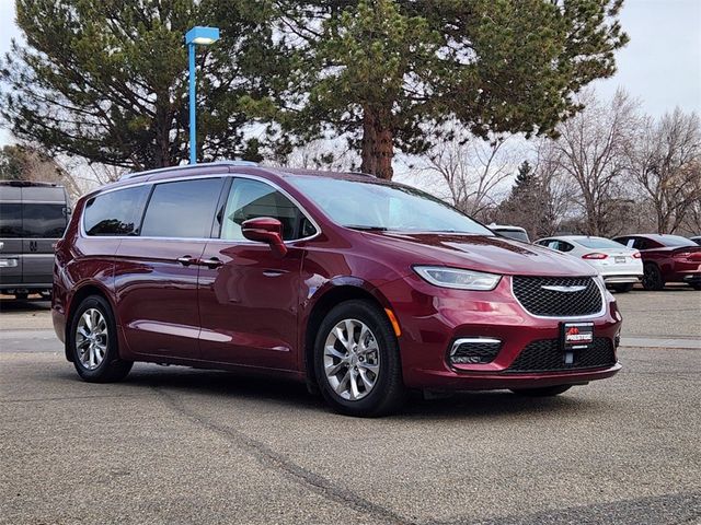 2021 Chrysler Pacifica Touring-L