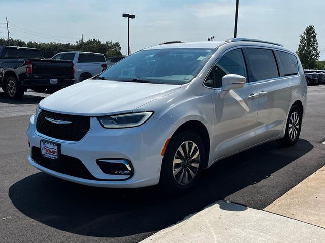 2021 Chrysler Pacifica Touring-L