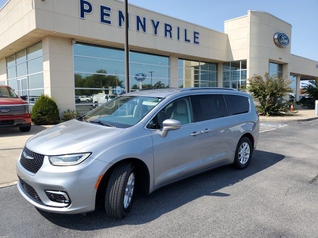 2021 Chrysler Pacifica Touring-L