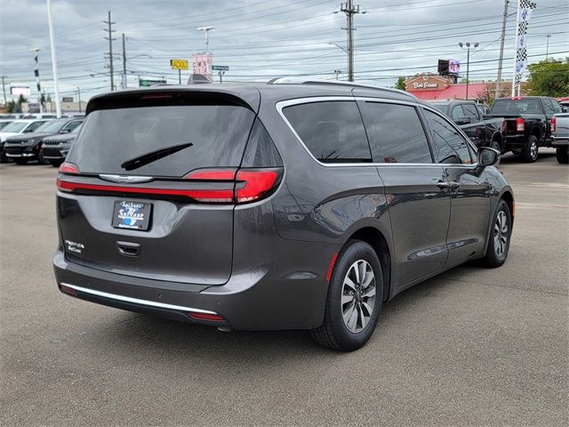 2021 Chrysler Pacifica Touring-L