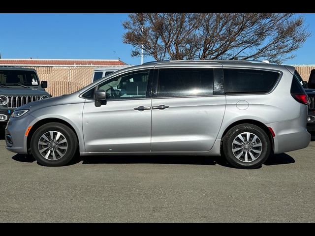 2021 Chrysler Pacifica Touring-L