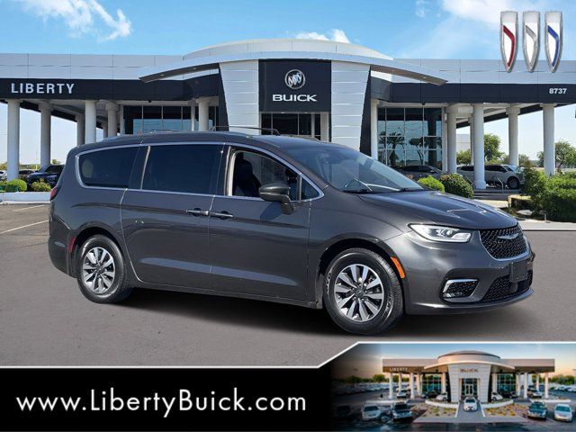 2021 Chrysler Pacifica Touring-L