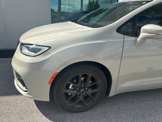 2021 Chrysler Pacifica Touring-L