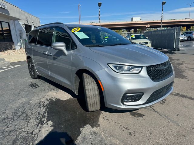 2021 Chrysler Pacifica Touring-L