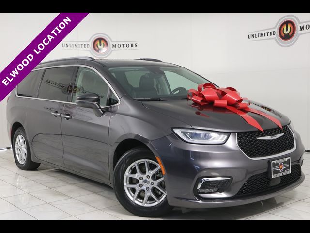 2021 Chrysler Pacifica Touring-L