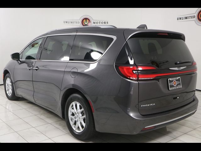 2021 Chrysler Pacifica Touring-L