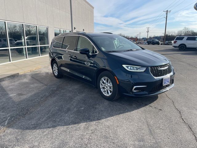 2021 Chrysler Pacifica Touring-L