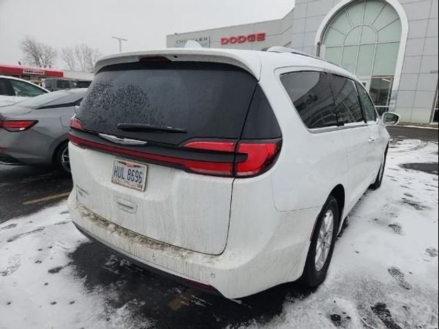 2021 Chrysler Pacifica Touring-L