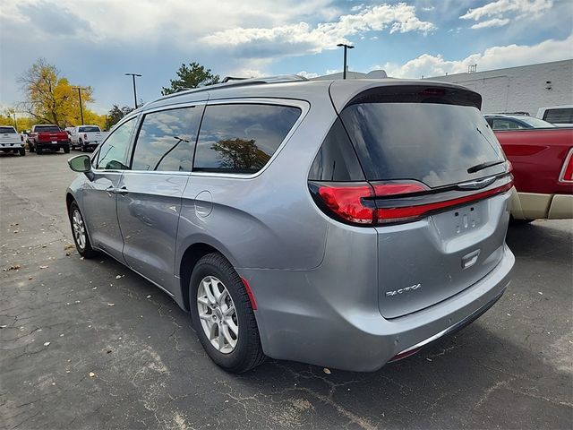 2021 Chrysler Pacifica Touring-L