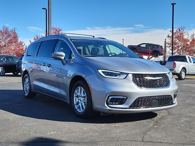 2021 Chrysler Pacifica Touring-L