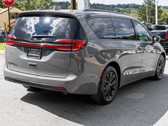 2021 Chrysler Pacifica Touring-L