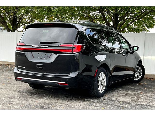 2021 Chrysler Pacifica Touring-L