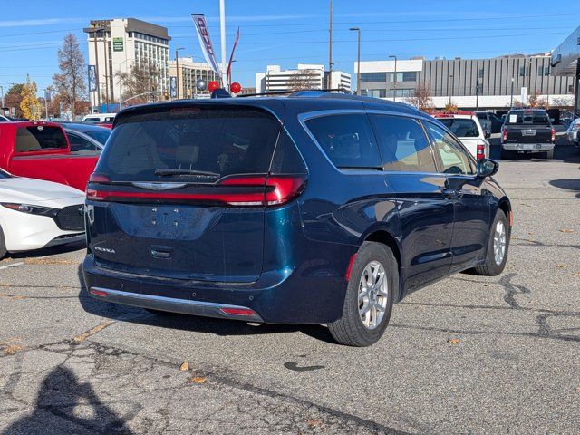 2021 Chrysler Pacifica Touring-L