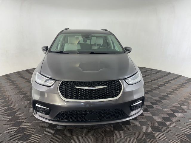 2021 Chrysler Pacifica Touring-L