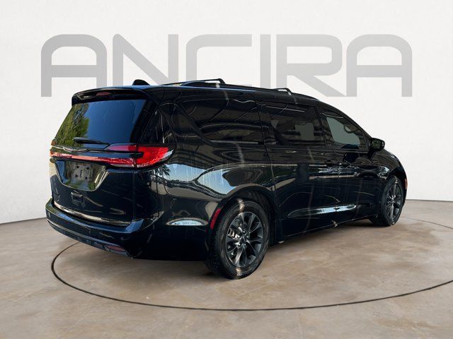 2021 Chrysler Pacifica Touring-L