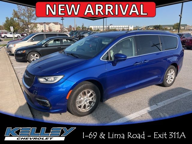 2021 Chrysler Pacifica Touring-L