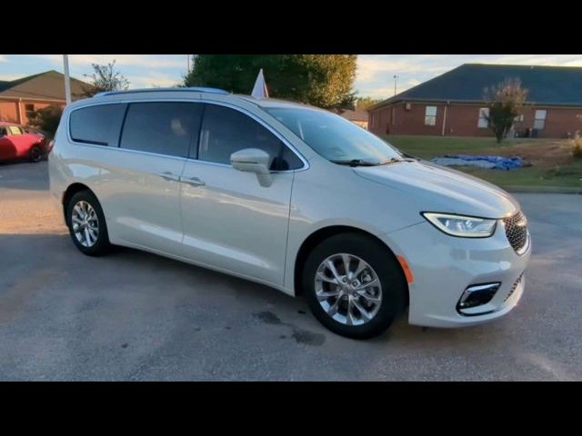 2021 Chrysler Pacifica Touring-L