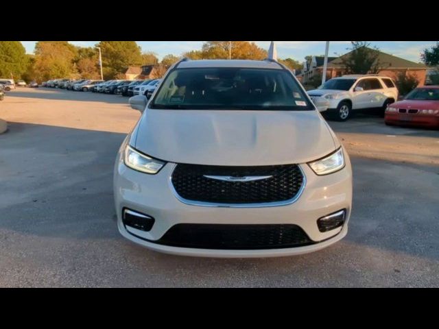 2021 Chrysler Pacifica Touring-L