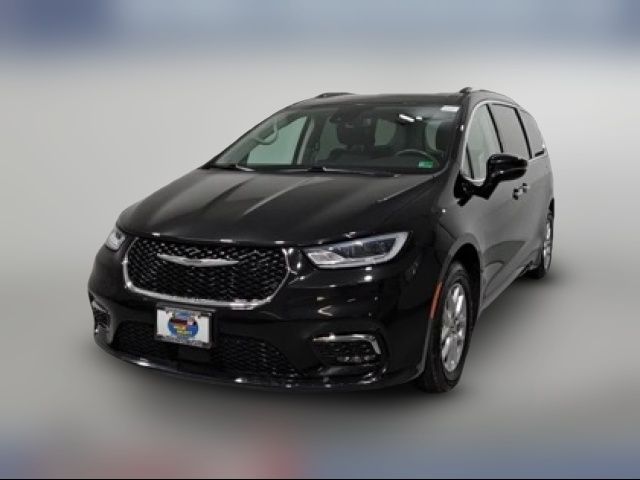 2021 Chrysler Pacifica Touring-L