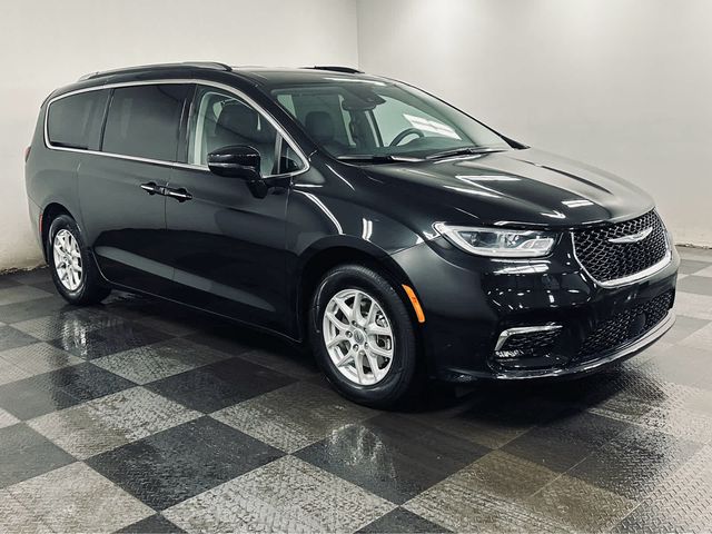 2021 Chrysler Pacifica Touring-L