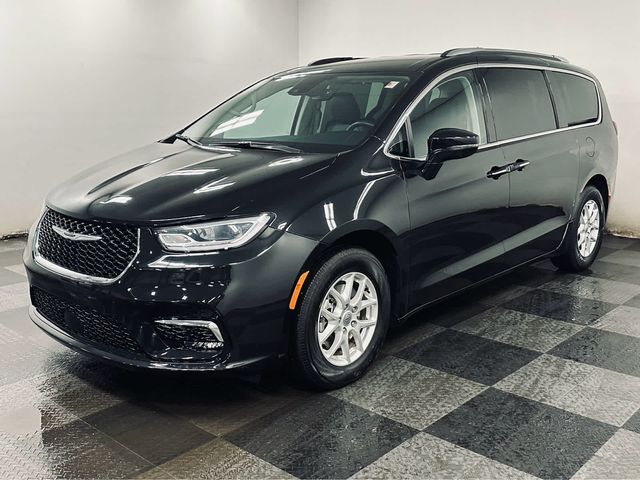 2021 Chrysler Pacifica Touring-L