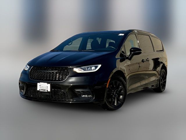 2021 Chrysler Pacifica Touring-L