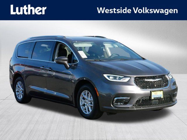 2021 Chrysler Pacifica Touring-L