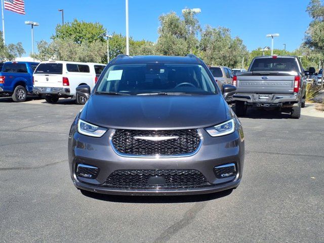 2021 Chrysler Pacifica Touring-L