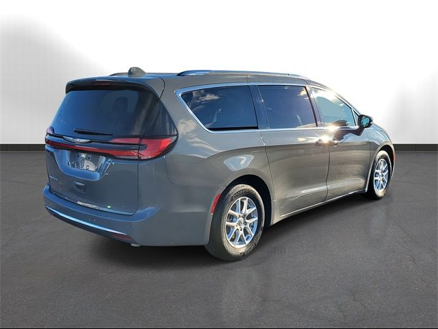 2021 Chrysler Pacifica Touring-L