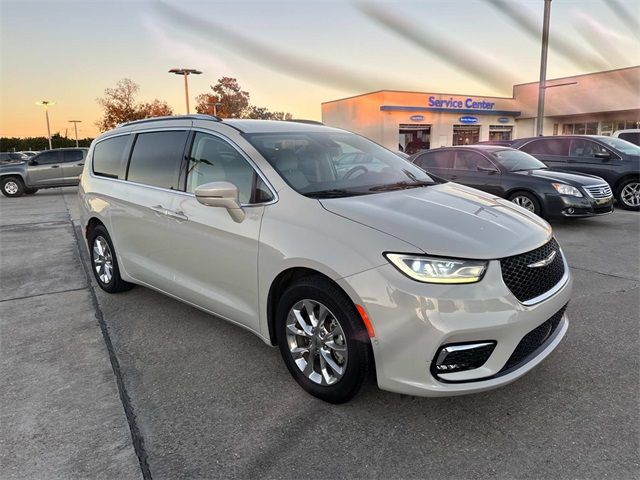 2021 Chrysler Pacifica Touring-L