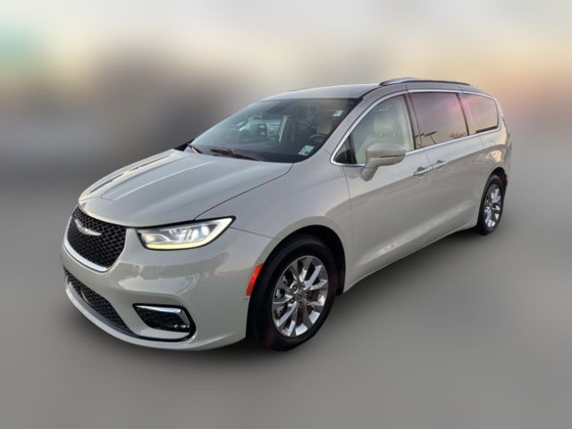 2021 Chrysler Pacifica Touring-L