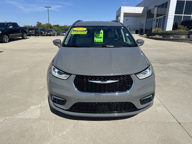 2021 Chrysler Pacifica Touring-L