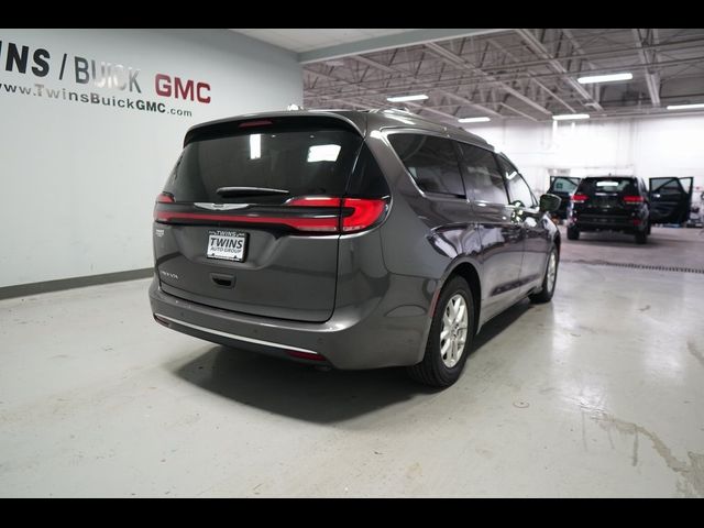 2021 Chrysler Pacifica Touring-L