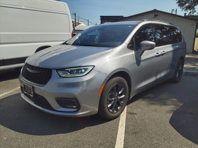 2021 Chrysler Pacifica Touring-L