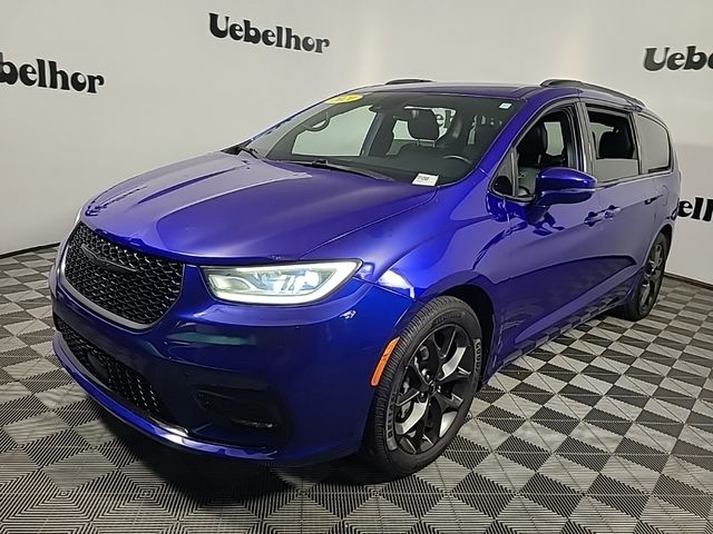 2021 Chrysler Pacifica Touring-L