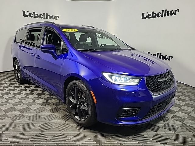 2021 Chrysler Pacifica Touring-L