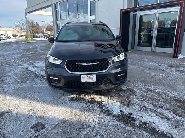 2021 Chrysler Pacifica Touring-L