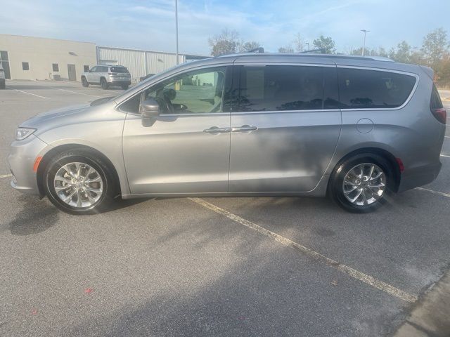 2021 Chrysler Pacifica Touring-L