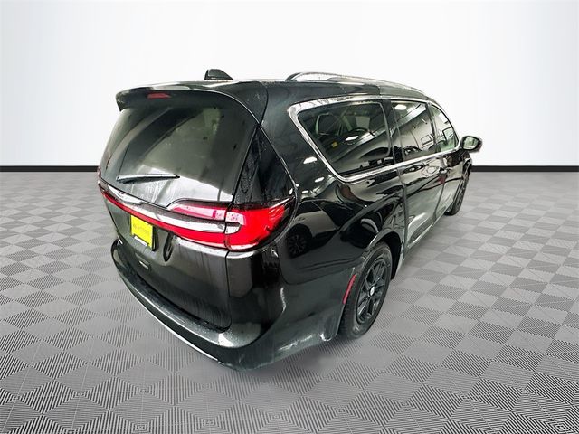 2021 Chrysler Pacifica Touring-L