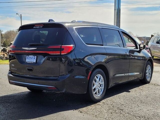 2021 Chrysler Pacifica Touring-L