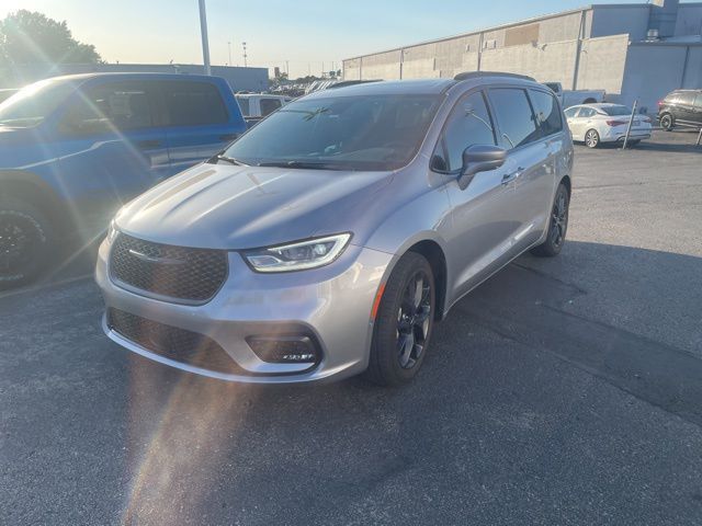 2021 Chrysler Pacifica Touring-L