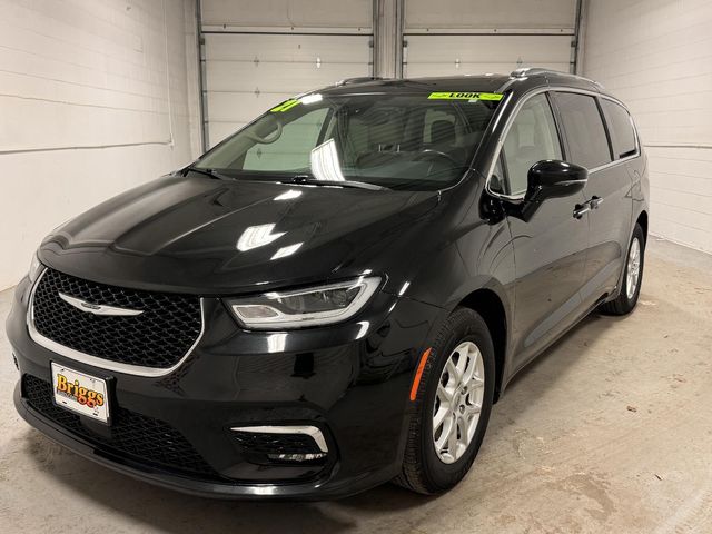 2021 Chrysler Pacifica Touring-L