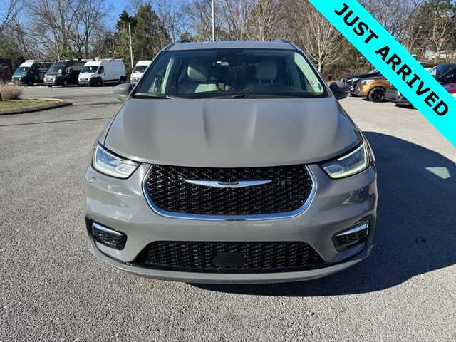 2021 Chrysler Pacifica Touring-L