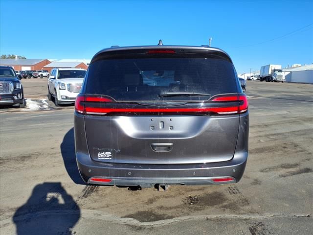 2021 Chrysler Pacifica Touring-L