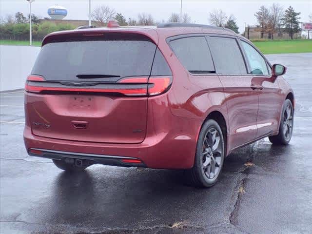 2021 Chrysler Pacifica Touring-L