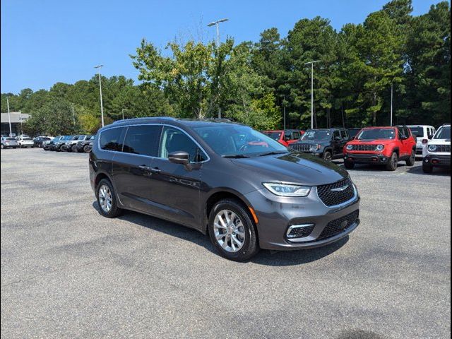 2021 Chrysler Pacifica Touring-L