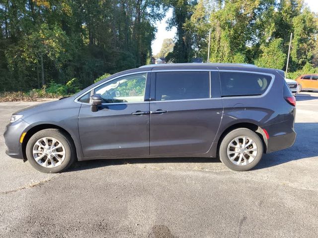 2021 Chrysler Pacifica Touring-L