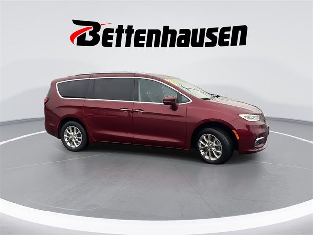 2021 Chrysler Pacifica Touring-L